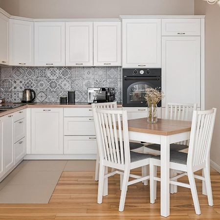 Go Apartments Warsawa Bagian luar foto