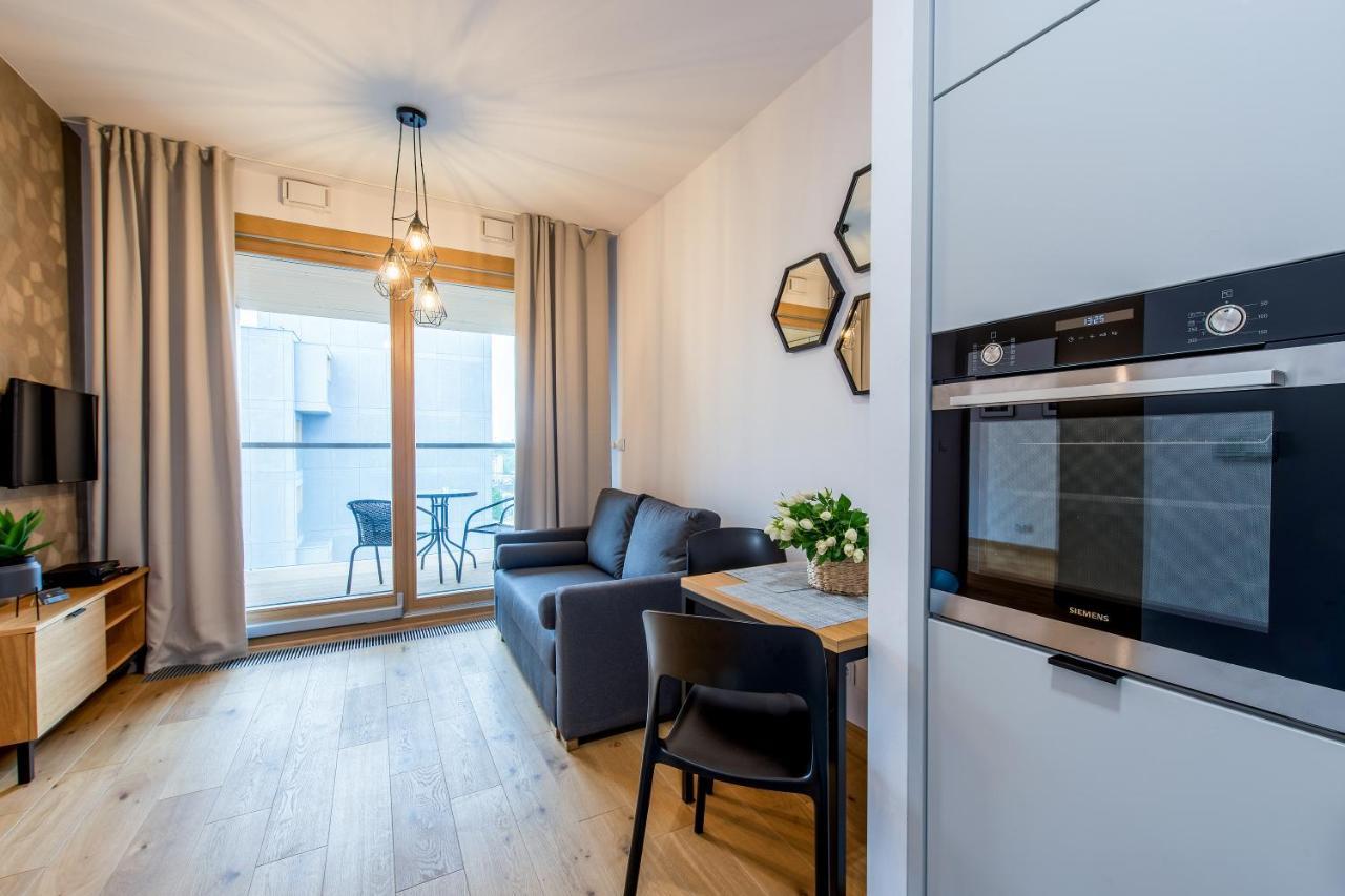 Go Apartments Warsawa Bagian luar foto
